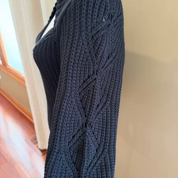 Express Chunky Knit Ribbed Long Sleeve Designed Poof Sleeve Sweater, Size Medium - Picture 8 of 13